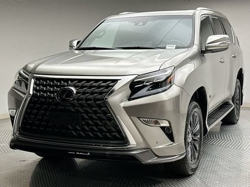 Used 2023 Lexus GX 460 Premium w/ Accessory Package AWD/4WD image 1