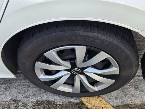 Used 2024 Honda Civic LX image 7