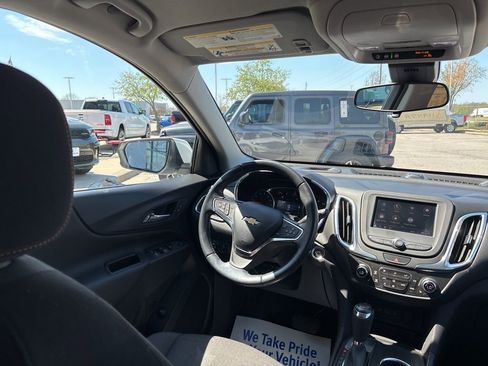 Used 2021 Chevrolet Equinox LT image 48