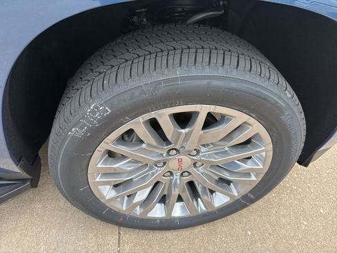 New 2026 GMC Yukon Elevation AWD/4WD image 28