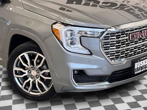 Used 2024 GMC Terrain Denali w/ Denali Premium Package image 34