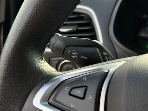 Used 2023 Ford Edge SEL w/ Convenience Package image 33