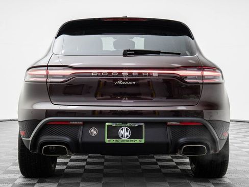 Used 2023 Porsche Macan image 7