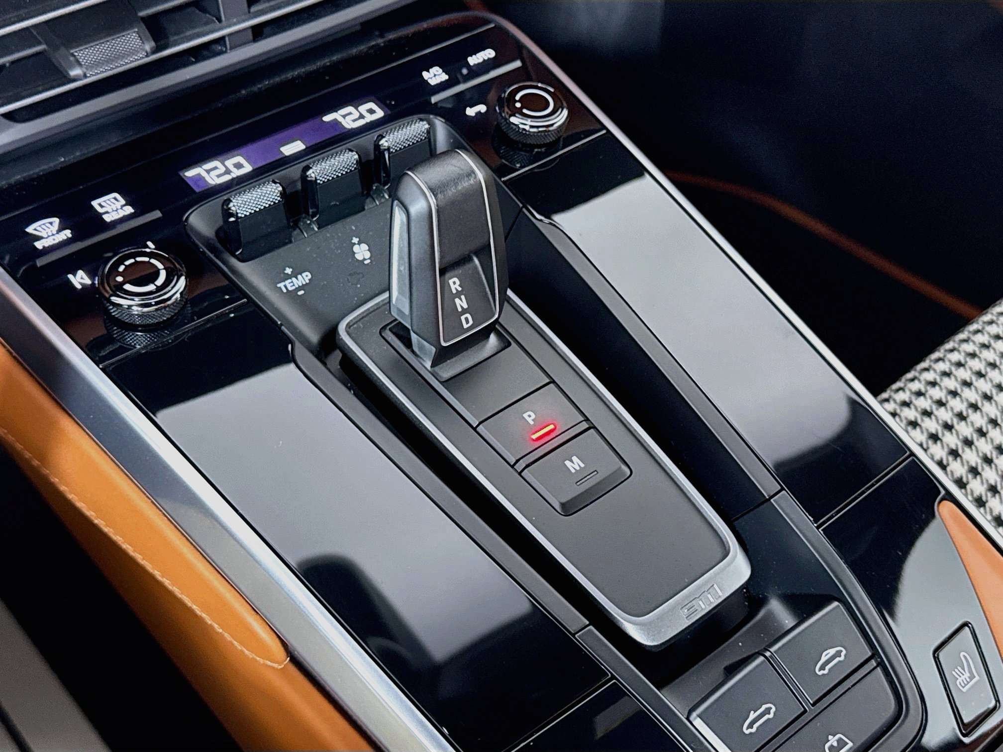 Certified 2023 Porsche 911 Turbo S AWD/4WD image 19