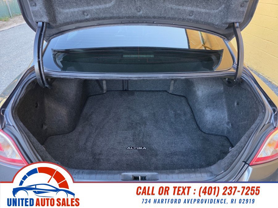 Used 2013 Nissan Altima 2.5 SL FWD image 10