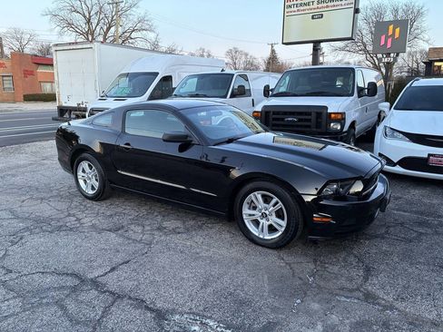 Used 2014 Ford Mustang Coupe image 14