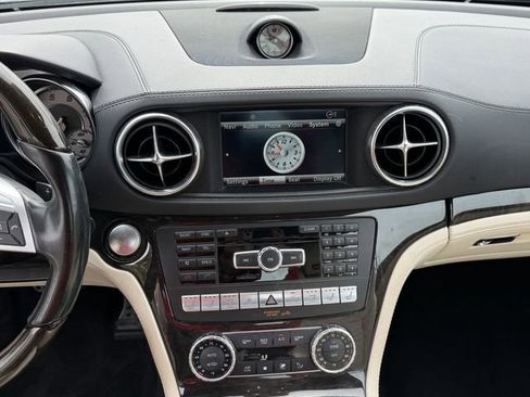 Used 2015 Mercedes-Benz SL 400 w/ Premium I Package image 16