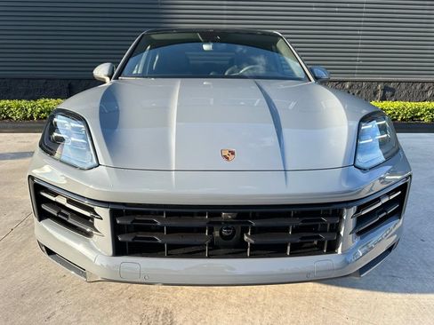 Certified 2026 Porsche Cayenne E-Hybrid Coupe AWD/4WD image 8