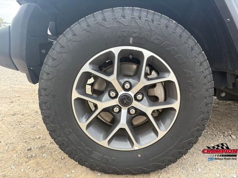 Used 2020 Jeep Wrangler Unlimited Sport image 12