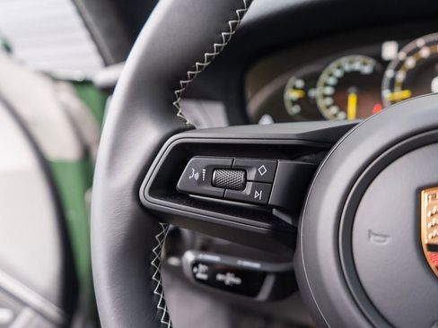 Used 2026 Porsche 911 GT3 image 18