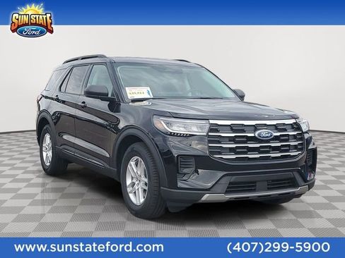 New 2026 Ford Explorer Active image 1
