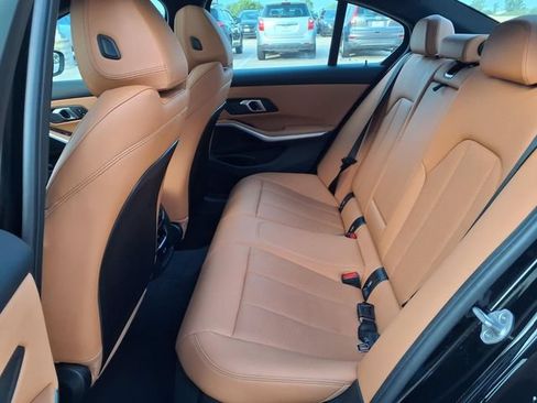 Used 2025 BMW 330i Sedan RWD image 8