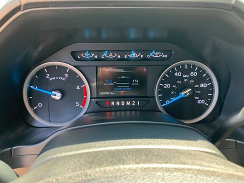 Used 2019 Ford F350 XLT w/ XLT Premium Package AWD/4WD image 7
