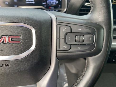 Used 2024 GMC Sierra 1500 SLT image 40