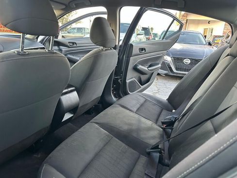Used 2025 Nissan Altima 2.5 S FWD image 9