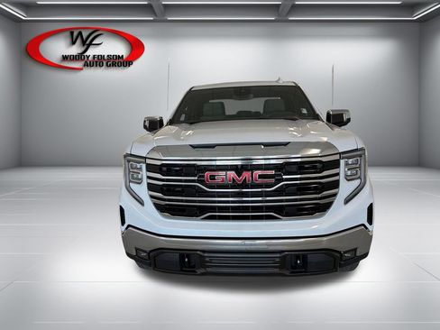 New 2026 GMC Sierra 1500 SLT AWD/4WD image 2