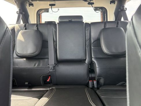 Used 2023 Jeep Wrangler Unlimited Sahara w/ Safety Group AWD/4WD image 20