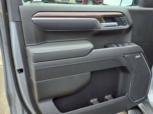 New 2026 Chevrolet Silverado 1500 RST w/ Convenience Package II AWD/4WD image 13