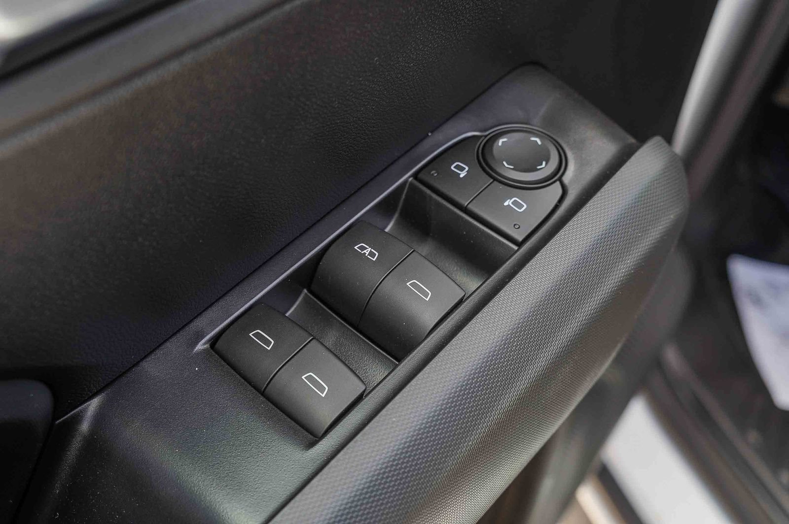 New 2026 Chevrolet Colorado LT w/ LT Convenience Package RWD image 22