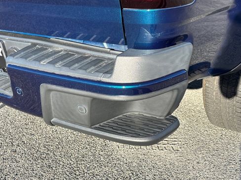 Used 2019 Chevrolet Colorado Z71 image 35