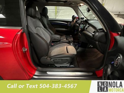 Used 2024 MINI Cooper S w/ Signature Upholstery Package FWD image 29
