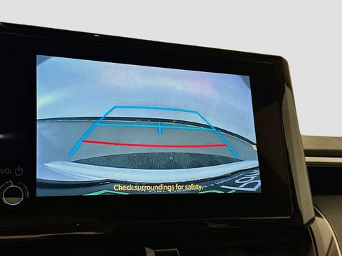Used 2025 Toyota Corolla LE FWD image 23