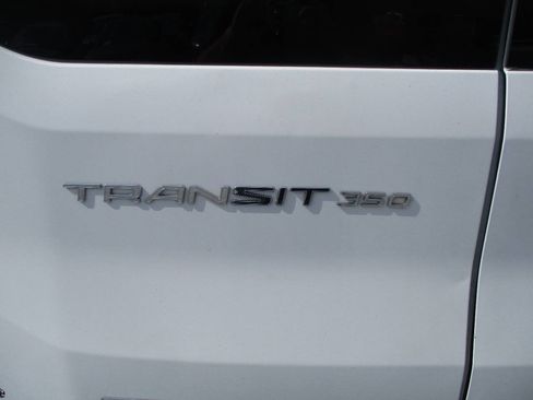 Used 2016 Ford Transit 350 XLT RWD image 16