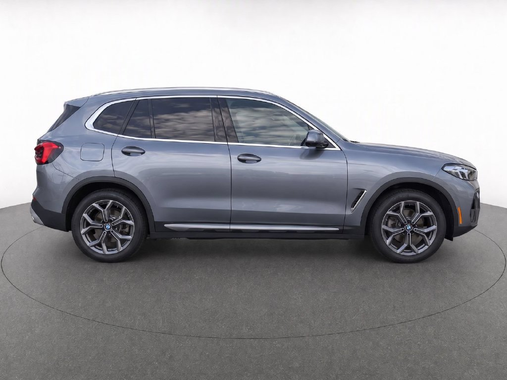 Certified 2024 BMW X3 xDrive30i w/ Premium Package AWD/4WD image 7
