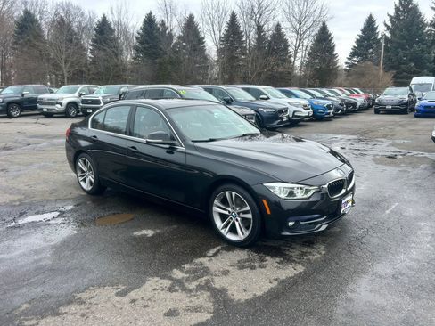 Used 2017 BMW 330i xDrive Sedan image 8