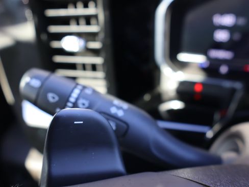 Used 2023 GMC Sierra 1500 SLT w/ SLT Premium Plus Package image 25