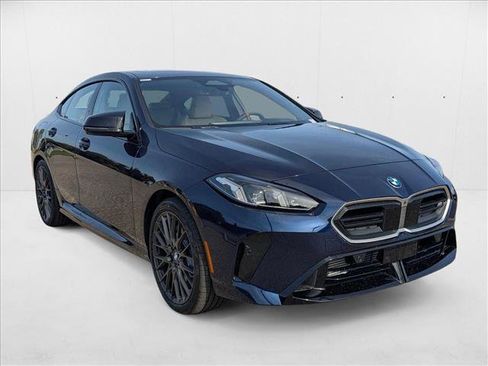 Used 2025 BMW M235i xDrive w/ Premium Package image 6