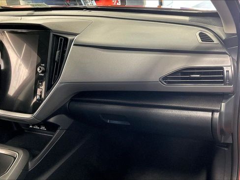 Used 2024 Subaru Crosstrek 2.0i Premium AWD/4WD image 13