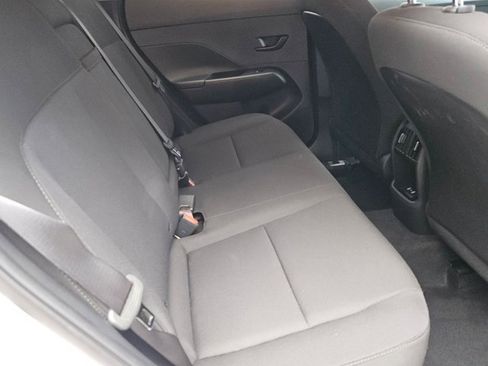 Used 2025 Hyundai Kona SEL image 30