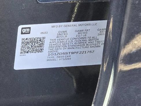 Used 2023 Chevrolet Malibu LT FWD image 22