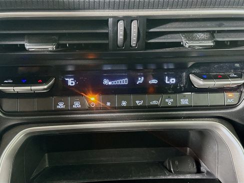 Used 2025 MAZDA CX-90 3.3 Turbo w/ Select Package image 22