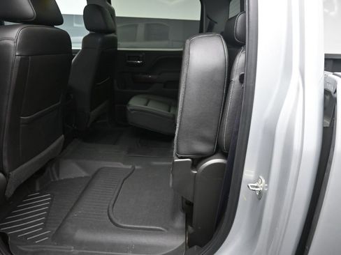 Used 2017 GMC Sierra 1500 SLT w/ Enhanced Driver Alert Package image 22