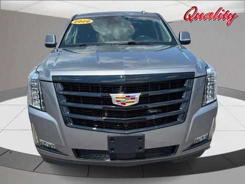 Used 2020 Cadillac Escalade Premium Luxury w/ Escalade Sport Edition AWD/4WD image 10