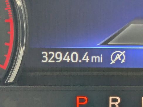 Used 2021 Ford Explorer Limited w/ Equipment Group 301A image 31