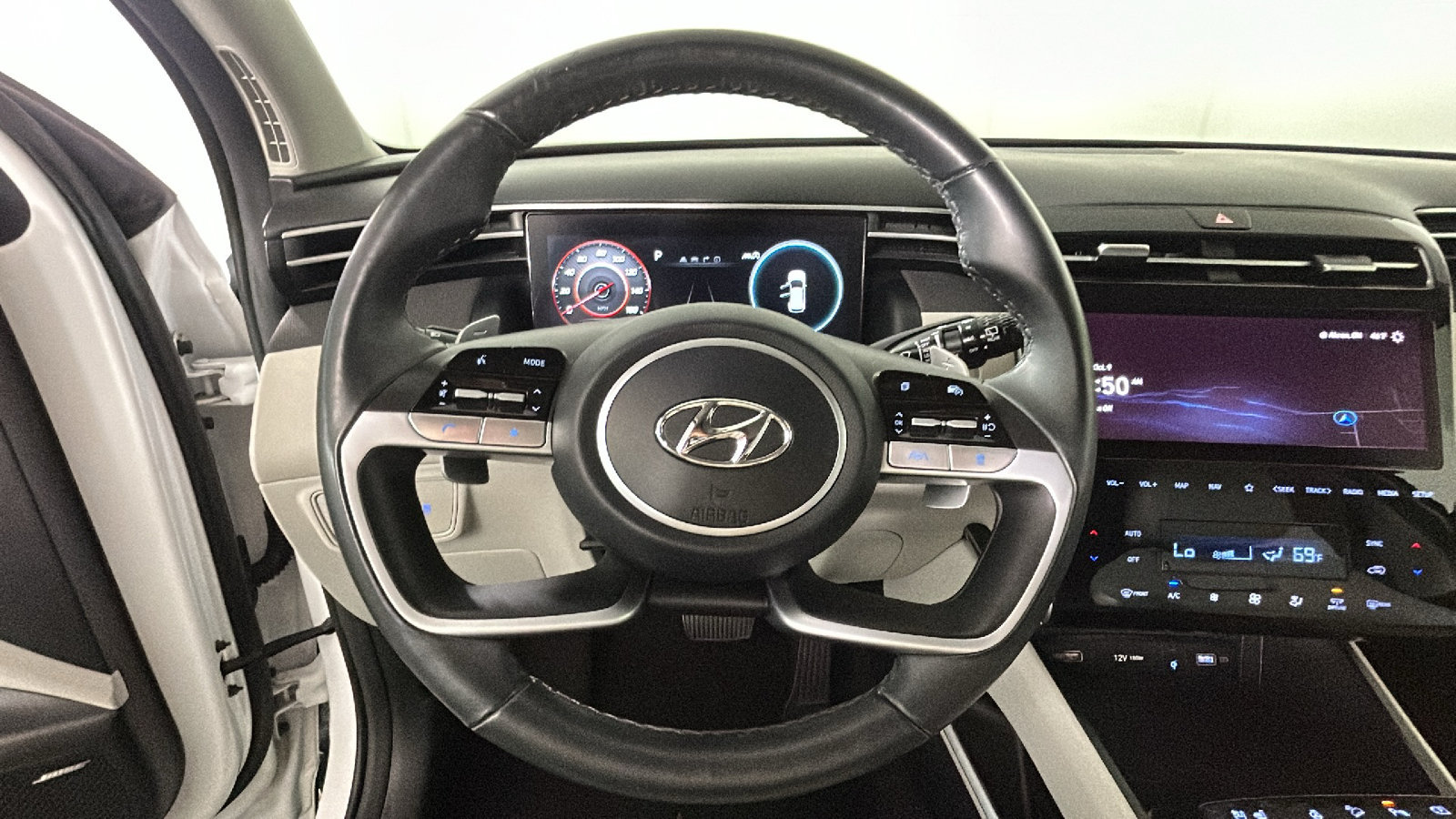 Used 2023 Hyundai Tucson Limited FWD image 17