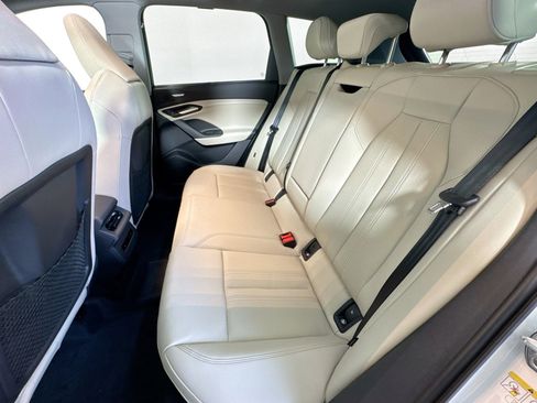 New 2025 Audi Q6 e-tron Premium Plus image 21