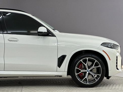 Used 2025 BMW X5 xDrive50e w/ M Sport Package AWD/4WD image 36
