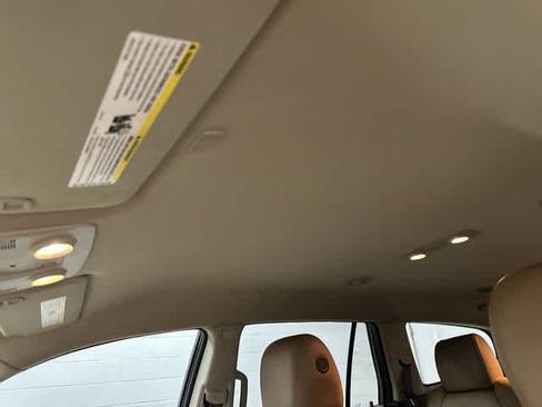 Used 2015 Buick Enclave Leather FWD image 28