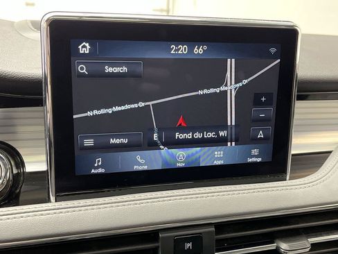 Used 2022 Lincoln Corsair AWD w/ Premium Package image 5