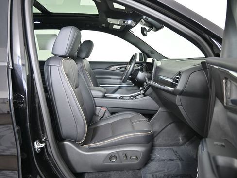 Used 2026 Chevrolet Traverse High Country w/ LPO, Floor Liner Package AWD/4WD image 13