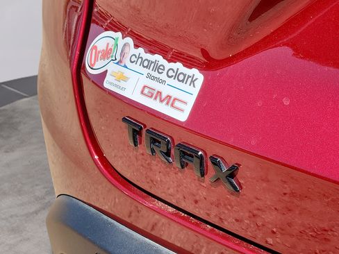 Used 2025 Chevrolet Trax RS w/ Driver Confidence Package FWD image 24