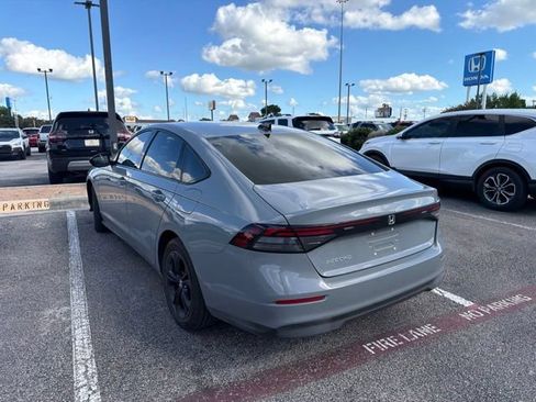 Used 2025 Honda Accord SE image 8