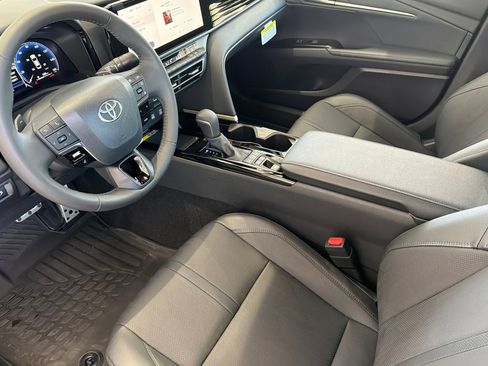 Used 2026 Toyota Camry XSE FWD image 11