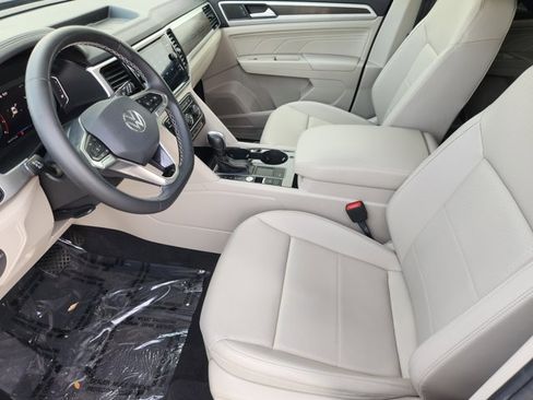 Used 2022 Volkswagen Atlas SE FWD image 4