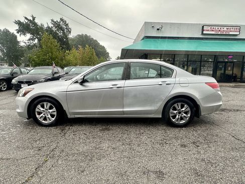 Used 2010 Honda Accord LX-P image 8