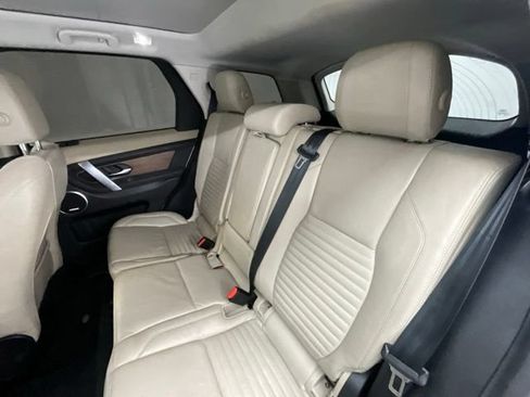 Used 2021 Land Rover Discovery Sport SE AWD/4WD image 8